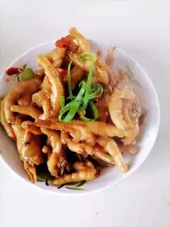 Chicken claws