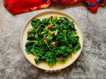 Garlic spinach