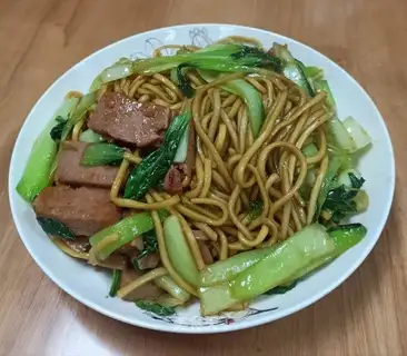 ♪ The green ham noodles ♪