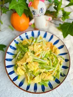 Garlic fried eggs