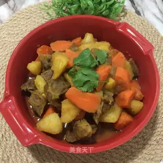 Curry potatoes and oxen