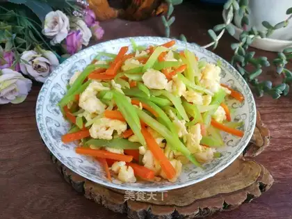 Carrot and eggs