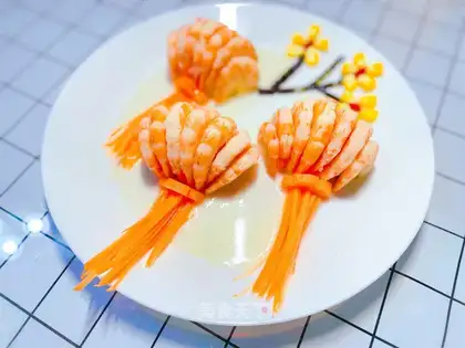 Rich lantern shrimp