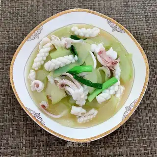 cucumbers fire fresh squid