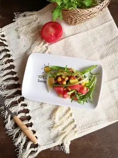 Five-colour salad