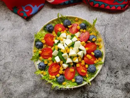 Blueberry egg salad, Dutch