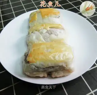 Sesame-smelt pie