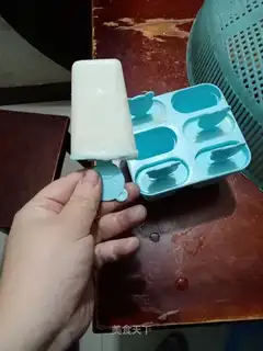 AD CALCITE ICE CREAM