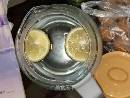 Lemon sapphire