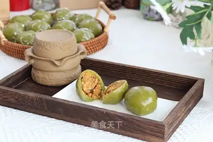 The Qingqing clan must eat the light fruit of the festival