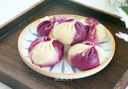 Double-coloured onion bag