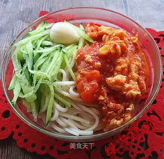 Tomato halogen noodles