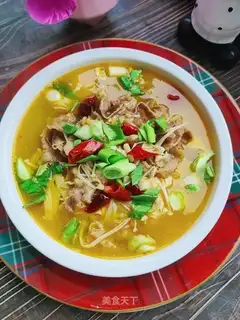 Sour soup, fat cow