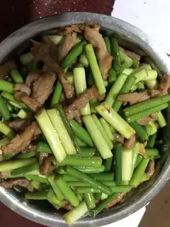 Garlic meat