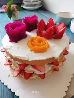 Strawberry naked cake