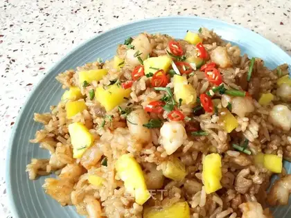 Shrimp pineapple rice