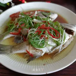 Fresh seafood