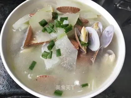 Oil and melon soup