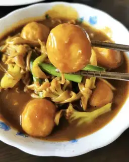 Curry eggs