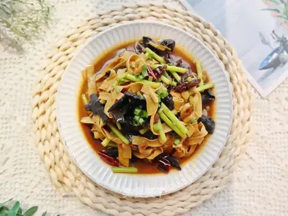 Soy sauce, tofu skin