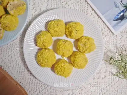Scrambled rice balls