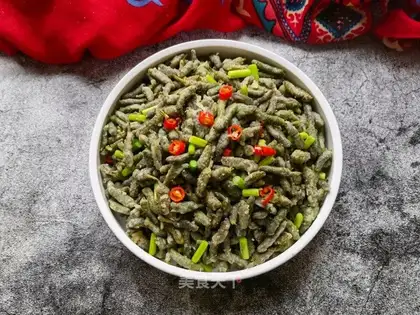 ♪ Little peppers of garlic ♪