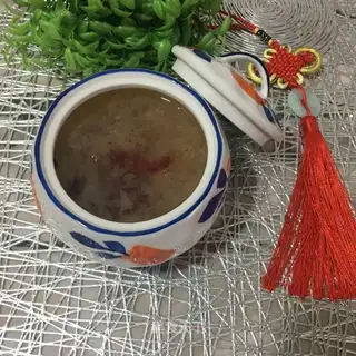 Cranberry silver ear soup