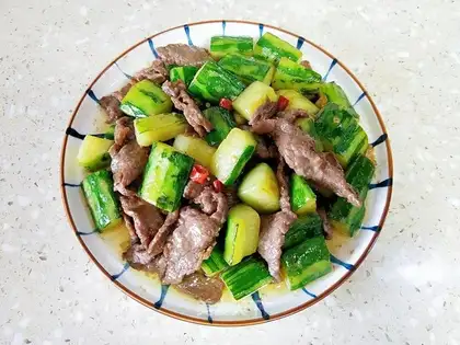 Beef cucumber