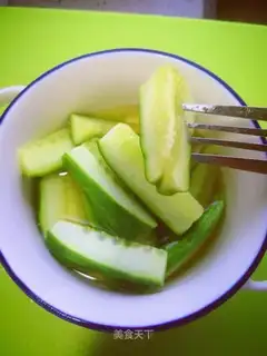 Jelly cucumber