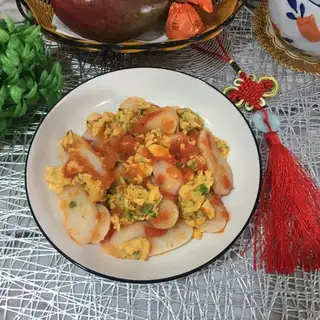 Tomato eggs, fried cake