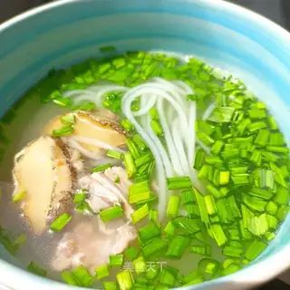 Garlic abalone soup
