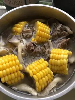Corn stew ribs
