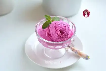 Flamingo ice cream