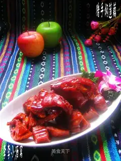 Braised lotus root with pork fingers