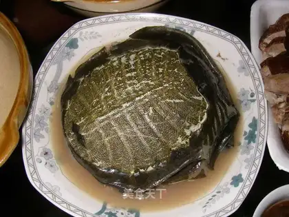 Steamed turtle