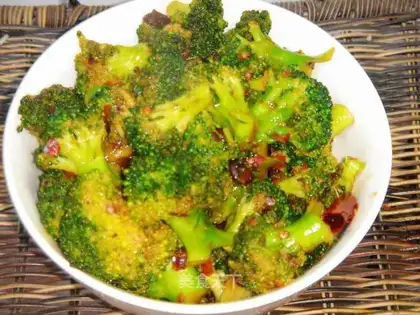 stir-fried broccoli