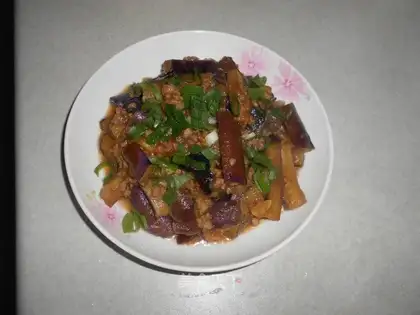 stir-fried eggplant with minced pork