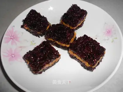 Sweet potato purple rice cake
