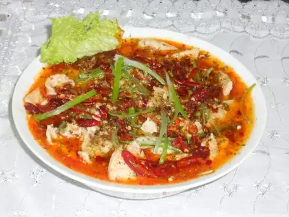 Boiled pork slices in spicy water