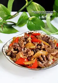 pickled mustard and chicken gizzards