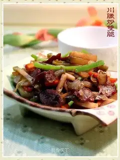 stir-fried double crispy soy bean Xiangchuan bacon
