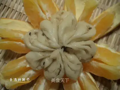 Chrysanthemum roll