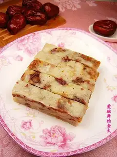 Red dates, white sugar, glutinous rice cake