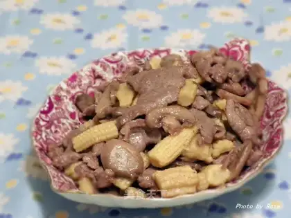 stir-fried beef with corncob