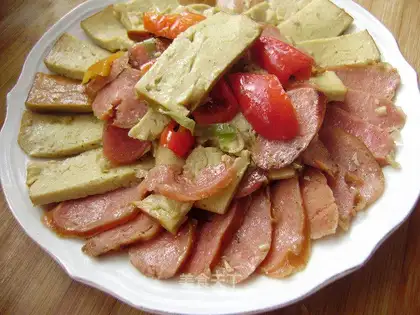 stir-fried three slices with spicy sauce
