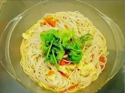 tomato and egg noodles