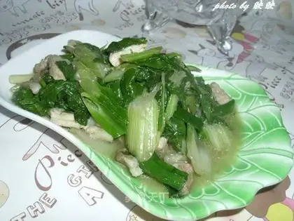 stir-fried pork with cabbage