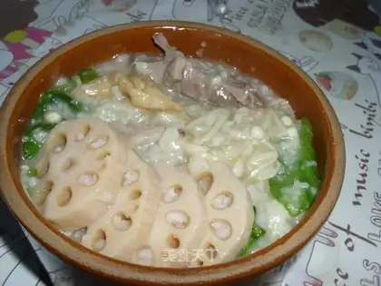 Duck meat and lotus root porridge