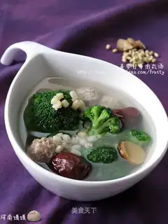 Wheat dates and licorice meatball soup