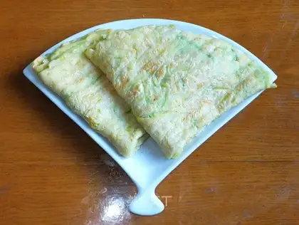 Egg and melon cake